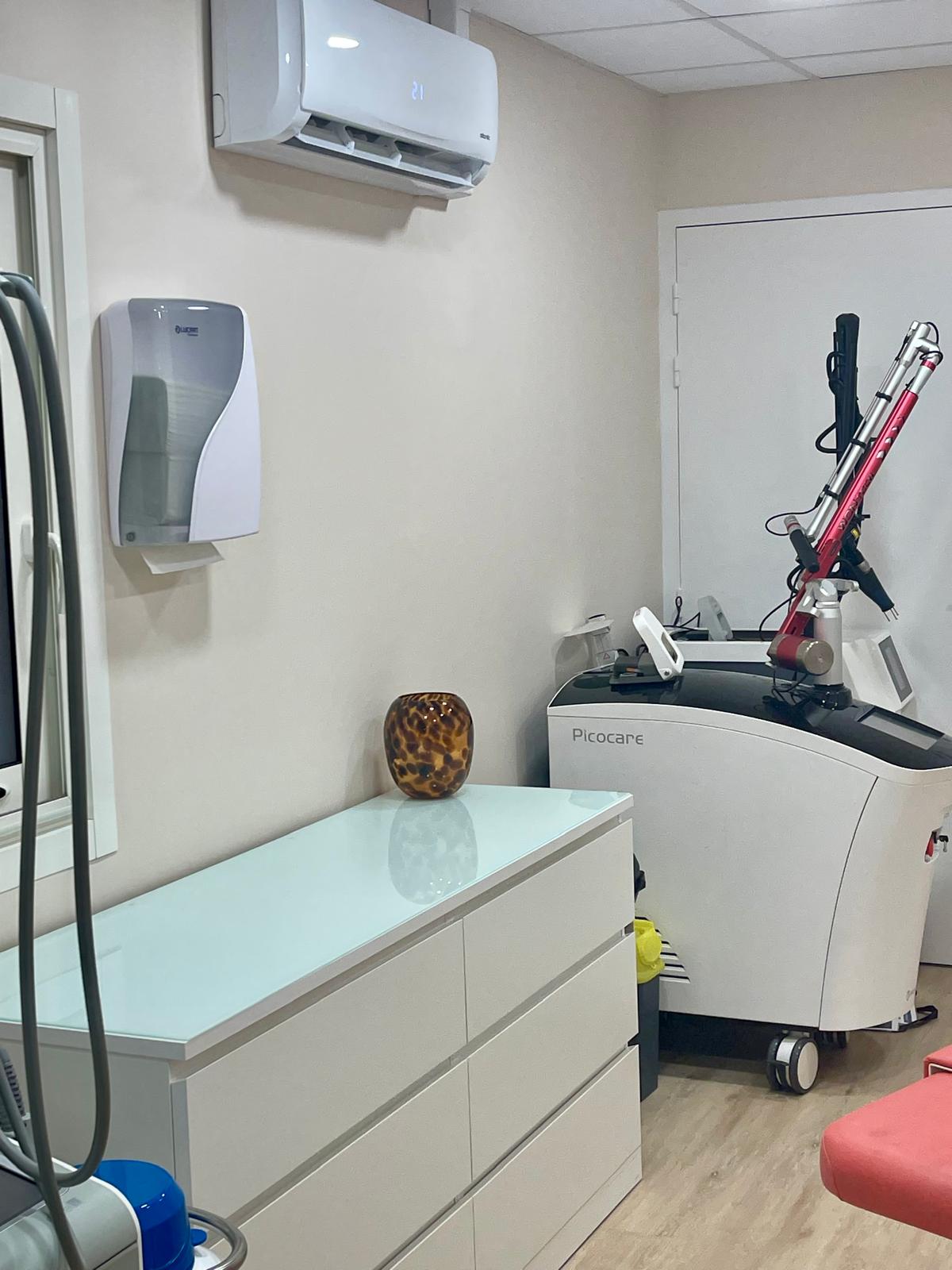 Salle de soins (vue 3)